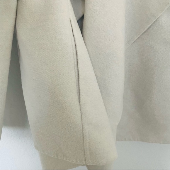 St.John wool/cashmere blanket coat $1300 retails - Picture 3 of 11